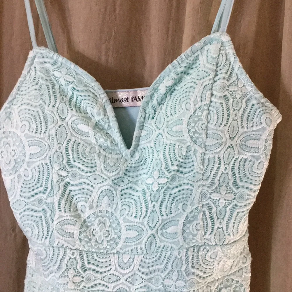 Almost Famous Lined Lace Romper - Picture 3 of 7
